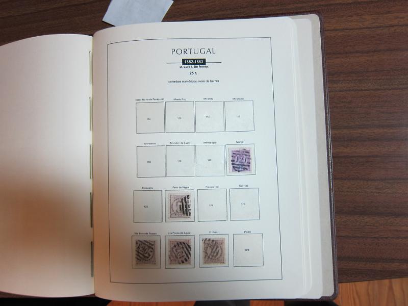 0015 (170).jpg -     Lote:    15      Marcofilia      Lotes Especiais       Descrição:      Portugal.   Colecção especializada de marcas numéricas das 1.ª e 2.ª reformas em selos de 25 reis, desde D. Maria II até D. Luís I, de frente. Lote a ver.        Lote       Valor Base:     &euro; 1.500,00     Valor Venda:     &euro; 3.000,00     
